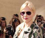 Anna Sherbinina lors de son arrivée au défilé Dior