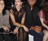 Olivia Palermo et Patrick Demarchelier lors du défilé Dior le 30 septembre 2011 