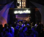 Inauguration du Zaza Bar, à Paris, le 3 octobre 2011.