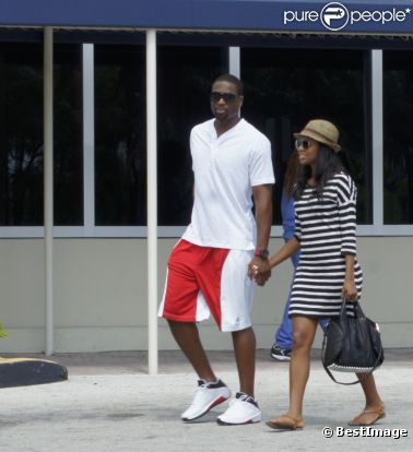Dwyane Wade et sa compagne Gabrielle Union le 22 septembre 2011 à Miami