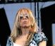 Kim Gordon de Sonic Youth en concert à la Nouvelle Orléans en octobre 2004 