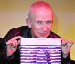 Jean-Paul Gaultier lors de la soirée de lancement de son livre : La Planète mode de Jean-Paul Gaultier. Le 20 octobre 2011 à la maison Gaultier.