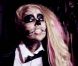 Hilly Hindi incarne Lady Gaga dans  Gagaween , ici la Gaga zombie de  Born this way , un clip de The Hillywood Show, octobre 2011.