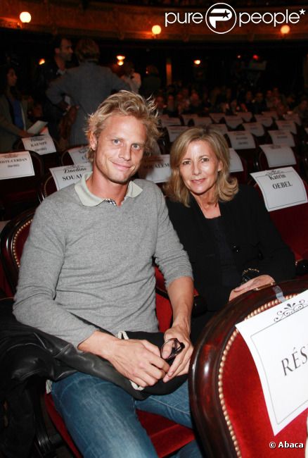Arnaud Lemaire et Claire Chazal lors de l'avant-première du film La Source des femmes à Paris le 24 octobre 2011