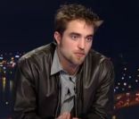 Robert Pattinson sur le plateau du 20h de Laurence Ferrari, lundi 24 octobre 2011 sur TF1