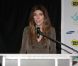 Lynda Lopez a retrouvé sa soeur Jennifer dans un magasin Best-Buy de L.A pour une opération de charité. Le 25/10/11 