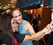 Jennifer Lopez a fait une apparition remarquée dans un magasin Best-Buy de Los Angeles pour sa fondation Maribel. Le 25 octobre 2011