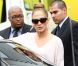 Jennifer Lopez croisée à L.A avant de se rendre chez Best Buy. Le 25/10/11