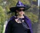 La sympathique Jennifer Garner, enceinte et déguisée en sorcière pour Halloween, le 31 octobre 2011 en Californie