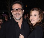 Jeffrey Dean Morgan et Hilarie lors de la présentation de Twilight - Chapitre : Révélation 1ère partie, à Los Angeles. Le 14 novembre 2011 