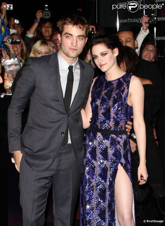 Robert et Kristen Stewart lors du lancement du nouveau volet de la saga Twilight, à Los Angeles, le 14 novembre 2011.