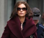 Catherine Zeta-Jones impériale et glaciale pour Mark Wahlberg