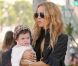 Rachel Zoe et son fils Skyler à Beverly Hills, le 16 novembre 2011.