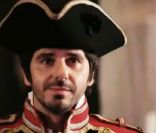 Patrick Fiori dans le clip du titre Un jour de plus au paradis, des Enfoirés 2012.