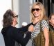 Souriante à la vue des photographes, Heidi Klum tourne son dernier spot pour New Balance. Los Angeles, le 17 novembre 2011.