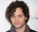 Penn Badgley (Dan Humphrey) chez Cipriani sur Wall Street à New York, pour fêter le 100e épisode de Gossip Girl le 19 novembre 2011.