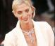 PHOTOS : Sarah Marshall nue... sous sa veste !