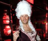 Christophe Beaugrand lors du concert privé de la troupe de 1789, Les Amants de la Bastille, au VIP ROOM à Paris le 22 novembre 2011
