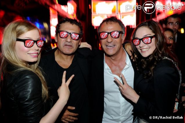 Camille Lou, Dove Attia, Albert Cohen et Roxane Le Texier lors du concert privé de la troupe de 1789, Les Amants de la Bastille, au VIP ROOM à Paris le 22 novembre 2011