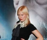 Anna Sherbinina lors de l'avant-première du film Les Lyonnais à Paris le 27 novembre 2011