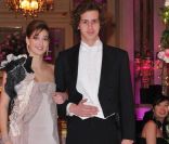 Oriane Piccard et Victor Belmondo lors du Bal des débutantes à Paris le 26 novembre 2011