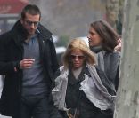 Bradley Cooper en pleine recherche d'appartements le 28 novembre 2011 à Paris