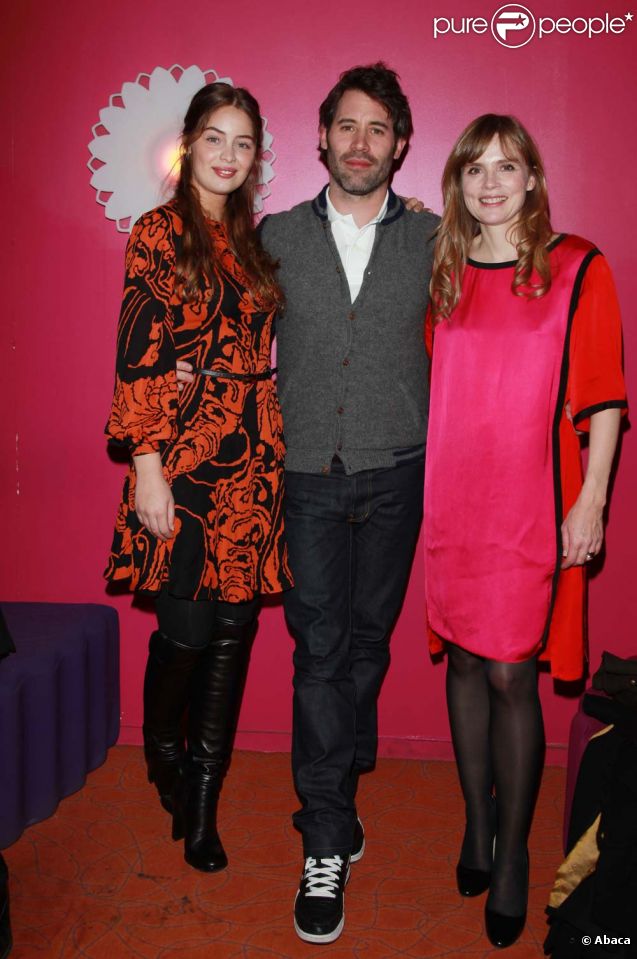 Marie-Ange Casta, Jalil Lespert et Isabelle Carré à l'avant-première  Des vents contraires  à Paris, le 12 décembre 2011.