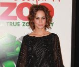 Stephanie Szostak lors de l'avant-première du film We Bought a Zoo à New York le 12 décembre 2011
