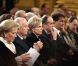 En l'absence du prince Philippe et de la princesse Mathilde, ainsi que de la reine Fabiola, parti réconforter Liège au lendemain de la tuerie du 13 décembre, seuls la princesse Astrid et le prince Lorenz accompagnaient le roi Albert II et la reine Paola de Belgique, mercredi 14 décembre 2011, lors de leur traditionnel concert de Noël, au Palais, à Bruxelles.