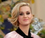 Selon le magazine  Forbes , Katy Perry a gagné 44 millions de dollars cette année. Ici photographiée à Los Angeles, le 14 decembre 2011.