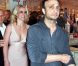 Britney Spears apparaît en compagnie de son manager Larry Rudolph, lors de la soirée  d'officialisation de ses fiançailles avec Jason Trawick, le vendredi 16  décembre 2011.  