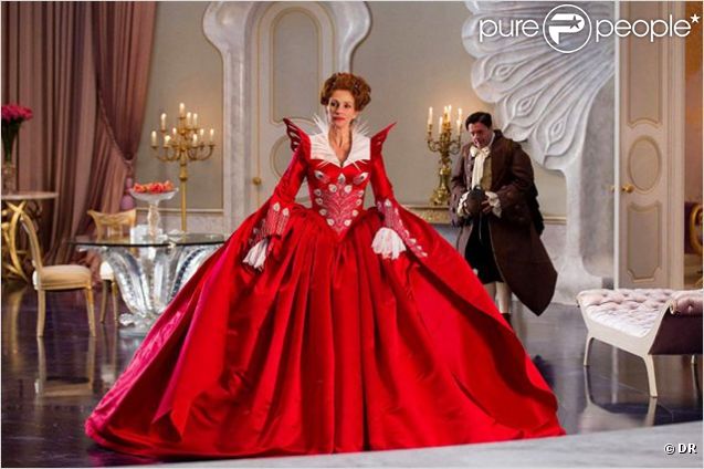 Julia Roberts dans Mirror, Mirror.