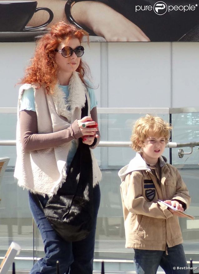 Debra Messing Quotes. QuotesGram