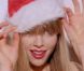 Edie Campbell : En lingerie, le top devient le plus sexy des rennes du Père Noël