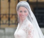 La robe de mariée de Kate Middleton, réalisée par Sarah Burton pour Alexander McQueen. Londres, le 29 avril 2011. 