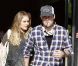Hilary Duff enceinte, se promène avec son mari Mike Comrie, à Los Angeles le 29 décembre 2011