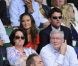  Pippa Middleton avec son boyfriend (à l'époque) Alex Loudon le 29 juin 2011, devant Tsonga-Federer. 
 En 2011, il n'y a pas que la vie de Kate Middleton qui a changé : celle de sa soeur Pippa Middleton aussi. 