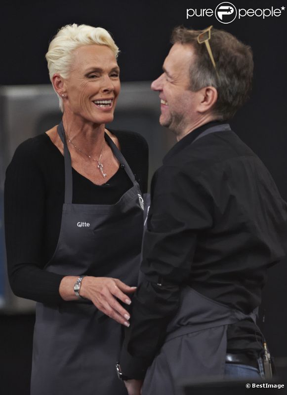 Brigitte Nielsen sur le tournage de Masterchef à Copenhague, le 3 janvier 2012
