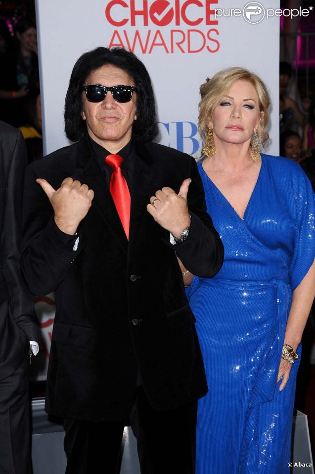 Gene Simmons et Shanon Tweed aux People's Choice Awards à Los Angeles, le 11 janvier 2012.