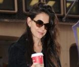 Katie Holmes, sublime, sort de chez elle à New York, le 13 janvier 2012