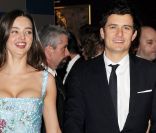 Miranda Kerr : Sculpturale et amoureuse au bras de son Orlando Bloom