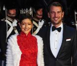 La comtesse Alexandra de Frederiksborg, ex-épouse du prince Joachim et mère de ses deux fils aînés, était présente à Copenhague pour le jubilé de la reine, avec son mari en secondes noces Martin Jorgensen. Dîner de gala à la salle de concert de Copenhague dans le cadre du jubilé des 40 ans de règne de la reine Margrethe II, samedi 14 janvier 2012. 1500 convives de marque étaient invités.