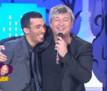 Cauet se prend pour Patrick Sébastien aux côtés de Mustapha El Atrassi dans l'émission La Nuit nous appartient le jeudi 19 janvier 2012 sur NRJ 12 et Comédie +