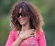 Rihanna, superbe en bonbon acidulé, durant ses quelques jours de vacances à Hawaï le 16 janvier 2012