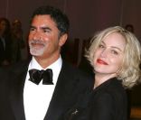 Phil Bronstein et Sharon Stone en 2002<br />