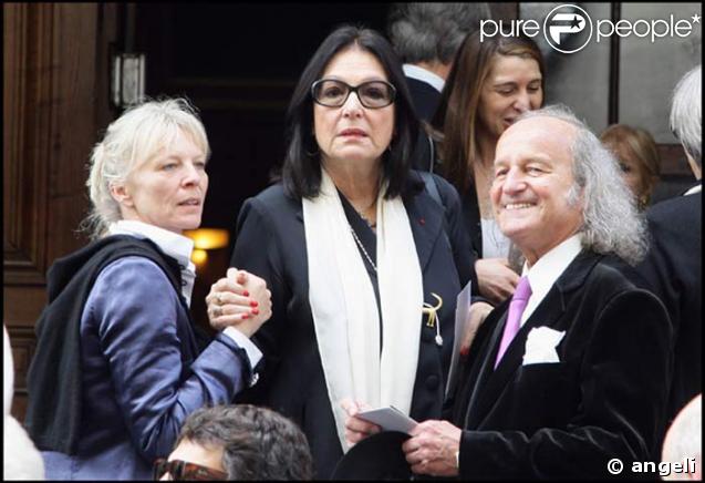 Nana Mouskouri à l'hommage à Jean-Claude Brialy