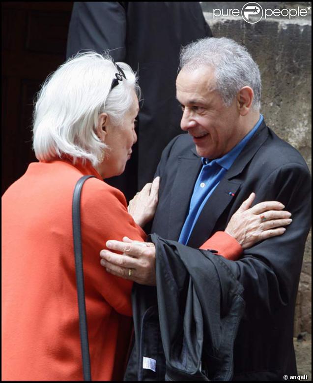 Francis Perrin et Bernadette Laffont à l'hommage à Jean-Claude Brialy