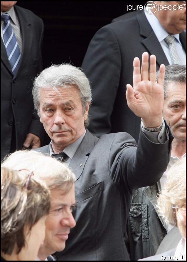 Alain Delon à l'hommage à Jean-Claude Brialy