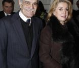 L'installation du cinéaste et producteur Régis Wargnier, 63 ans, mercredi 1er février 2012 à l'Académie des Beaux-Arts. Sur la photo : Omar Sharif et Catherine Deneuve 