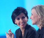 Rachida Dati et Claire Chazal sur le plateau du <em>Grand Journal</em> de Canal+, le 31 janvier 2012.